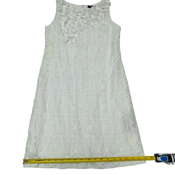 Ronni Nicole Knee Length Dress, Sleeveless, White Lace, Size 8 - Picture 9 of 9